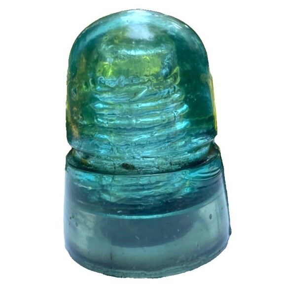 Antique CD 145 CREB Brookfield Aqua Blue Glass Beehive Insulator 1870 Patent - Picture 3 of 16